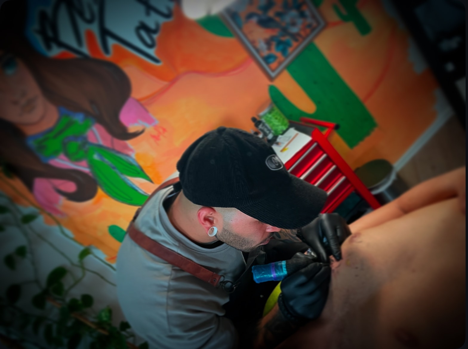 Besho Tattoo Artist at Work